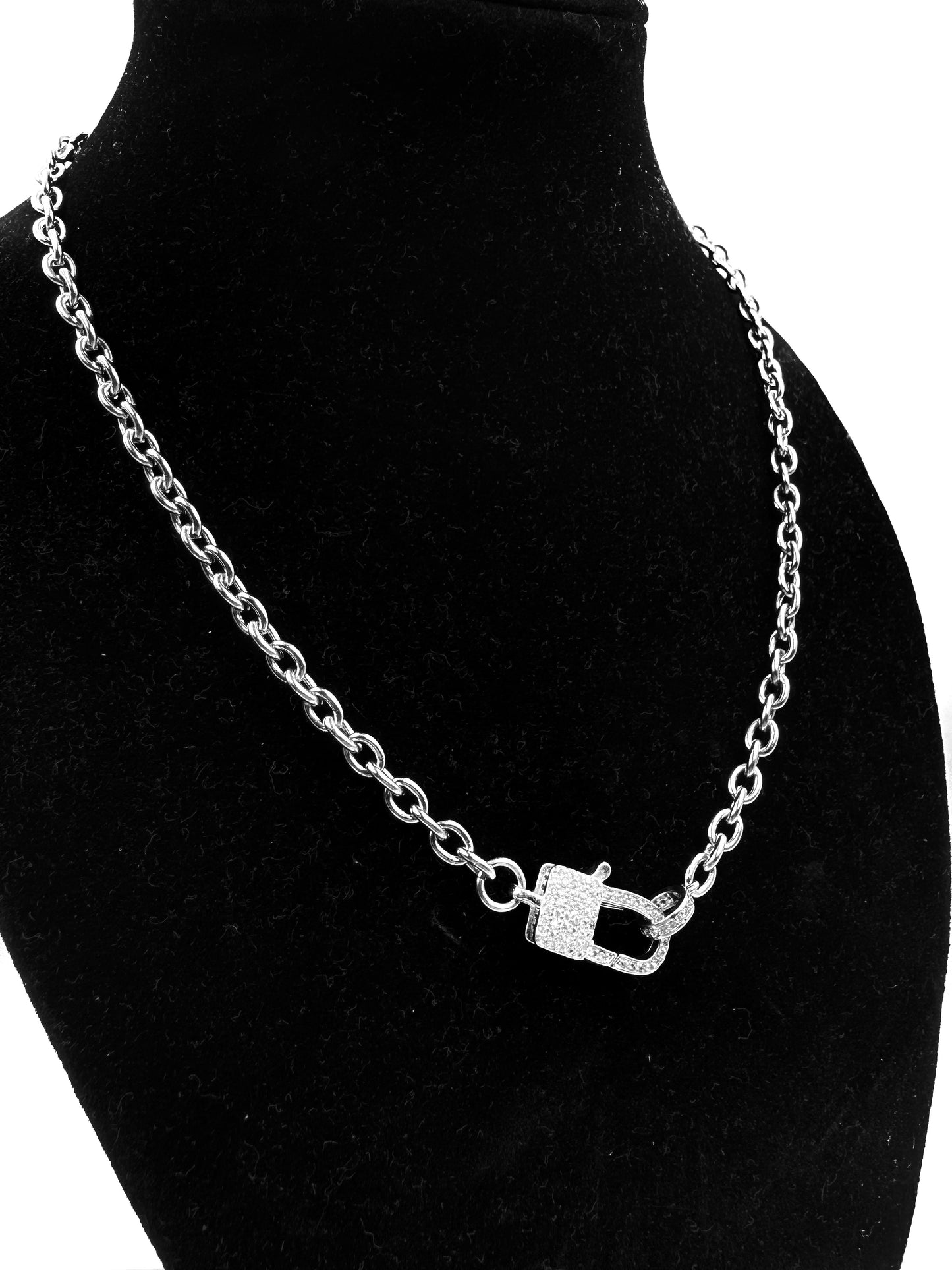 Bling Clasp Chain
