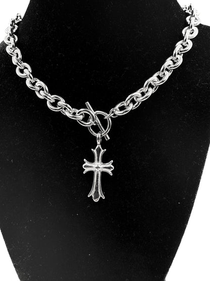 Gothic Cross Toggle