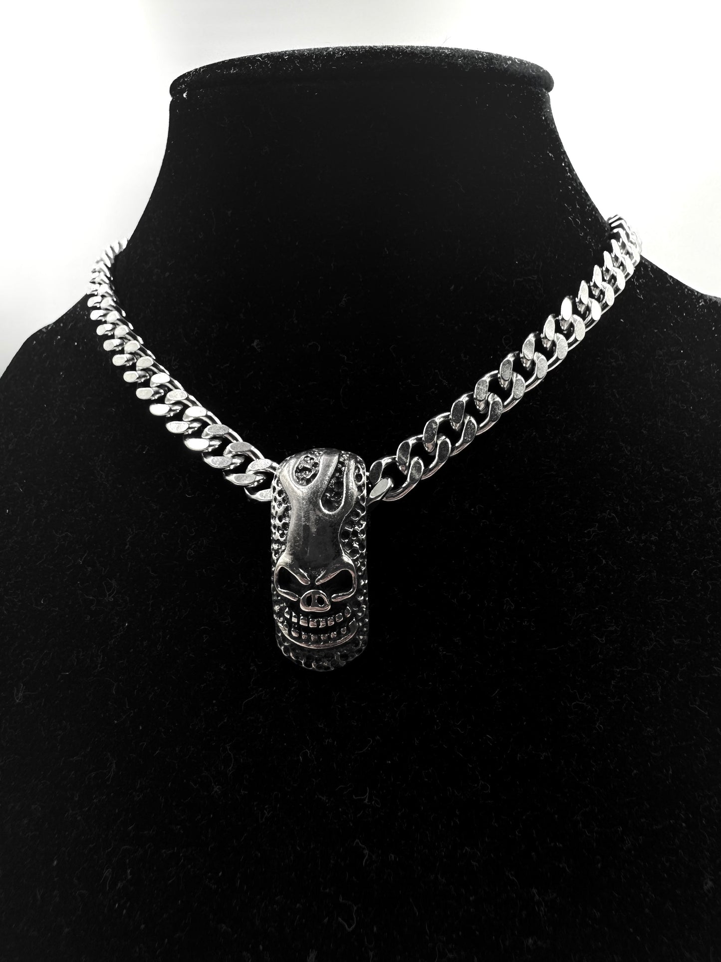 Skull Tag Chain