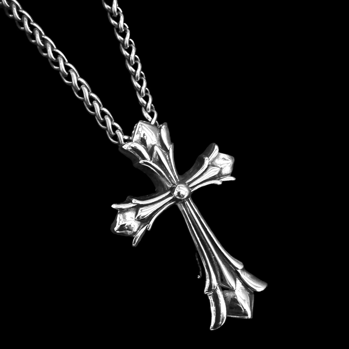 Rolled Cross Chain